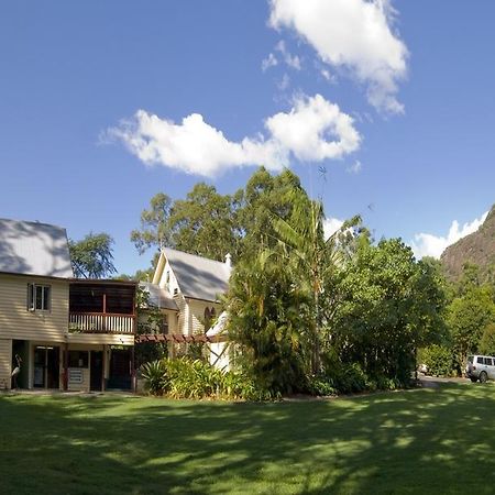 Glass House Mountains Ecolodge Exterior foto