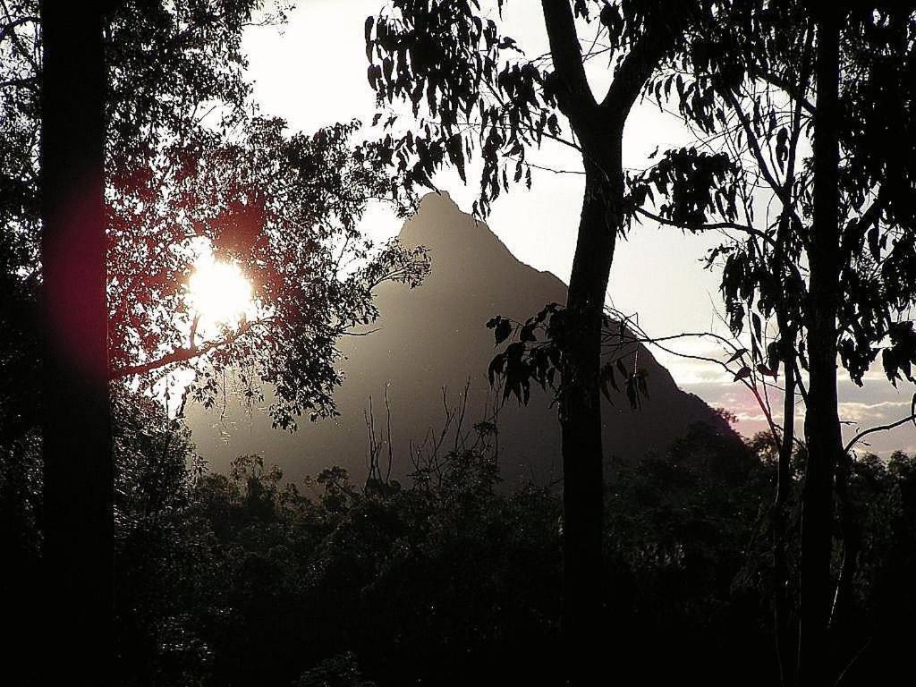 Glass House Mountains Ecolodge Exterior foto